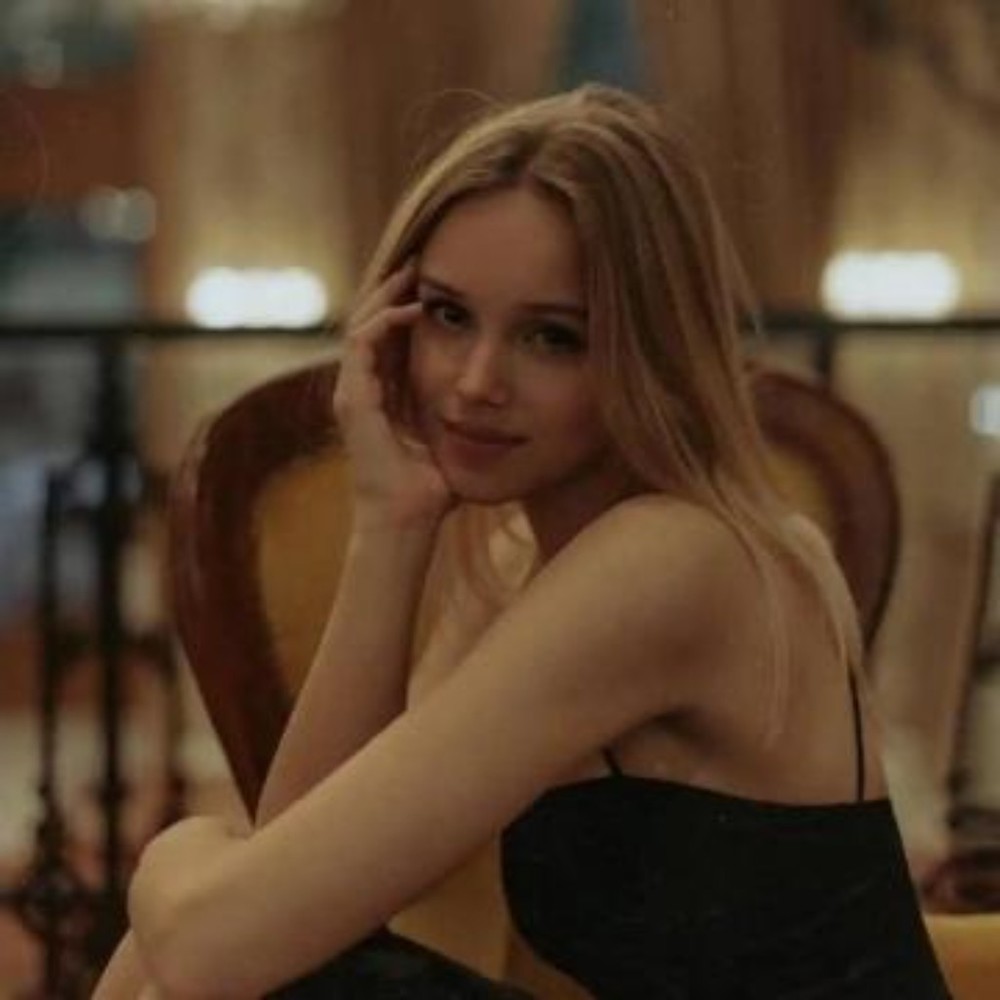 Meet your Posher, Alyvia